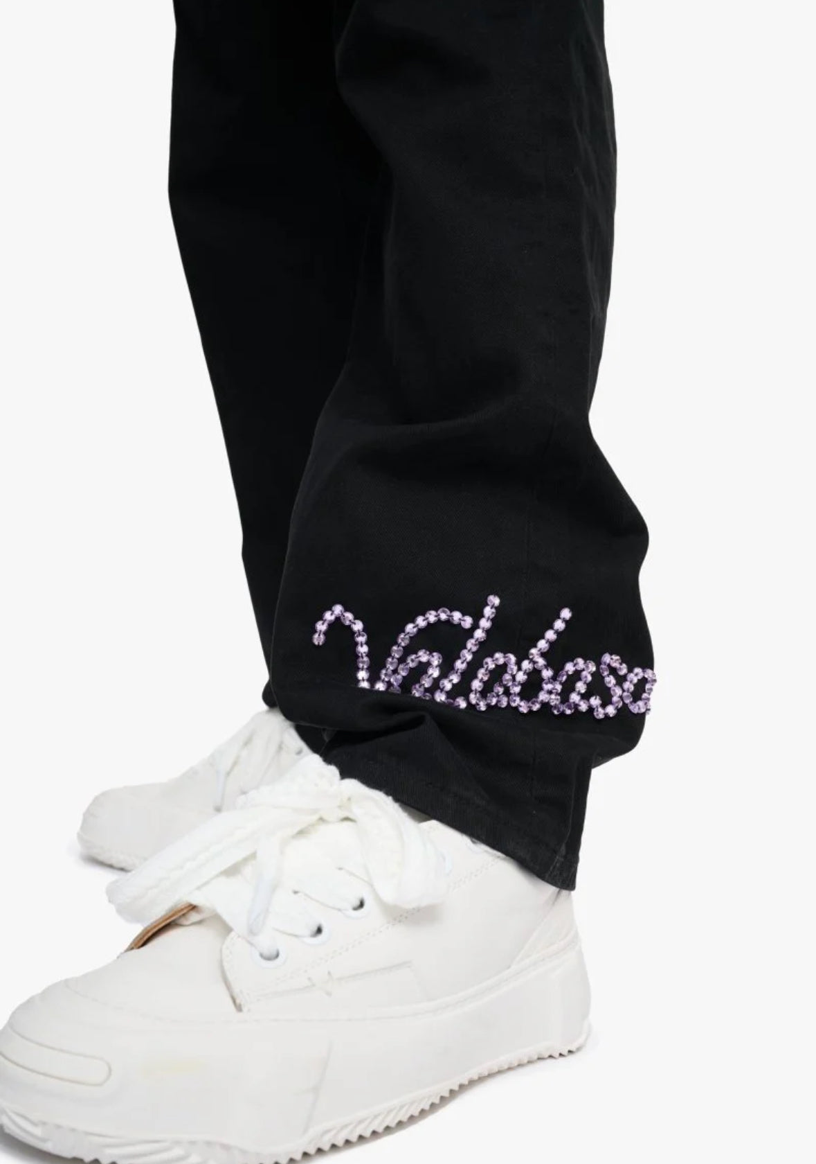 Valabasas Gem Chinos
